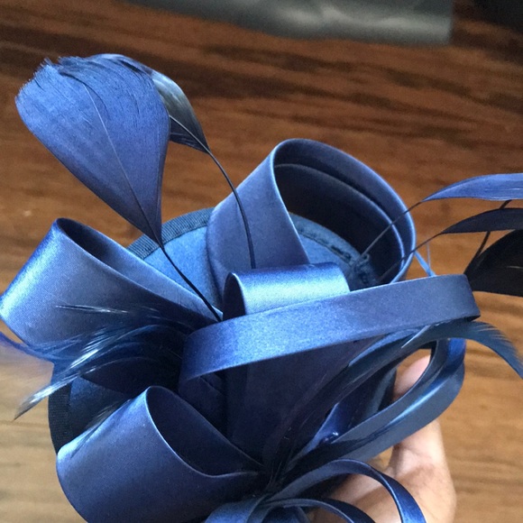 Fascinator - Picture 3 of 3